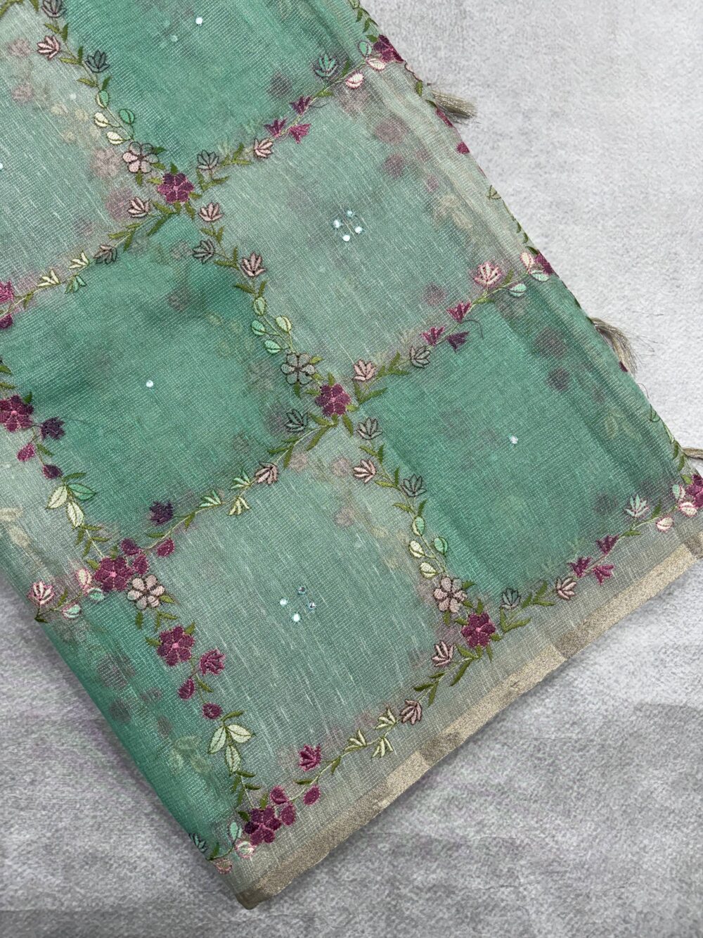 Pure Tissue Lenin with Machinery Work-FP0030